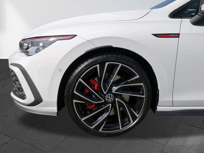 Volkswagen - Golf 2.0 TSI OPF DSG GTI