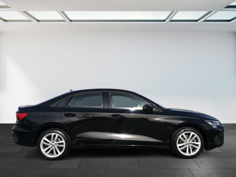 Audi - Audi A3 30 TFSI Limousine