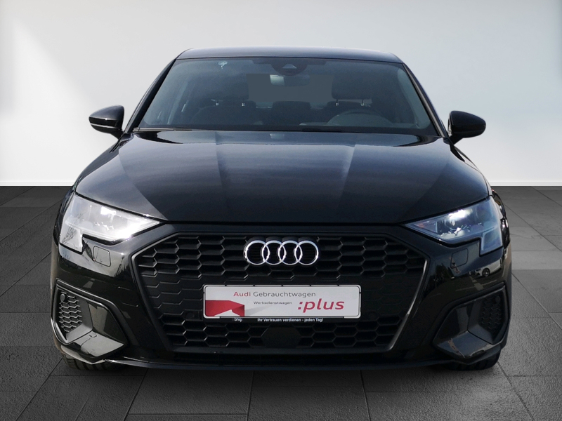 Audi - Audi A3 30 TFSI Limousine