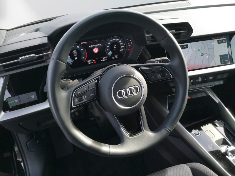 Audi - Audi A3 30 TFSI Limousine