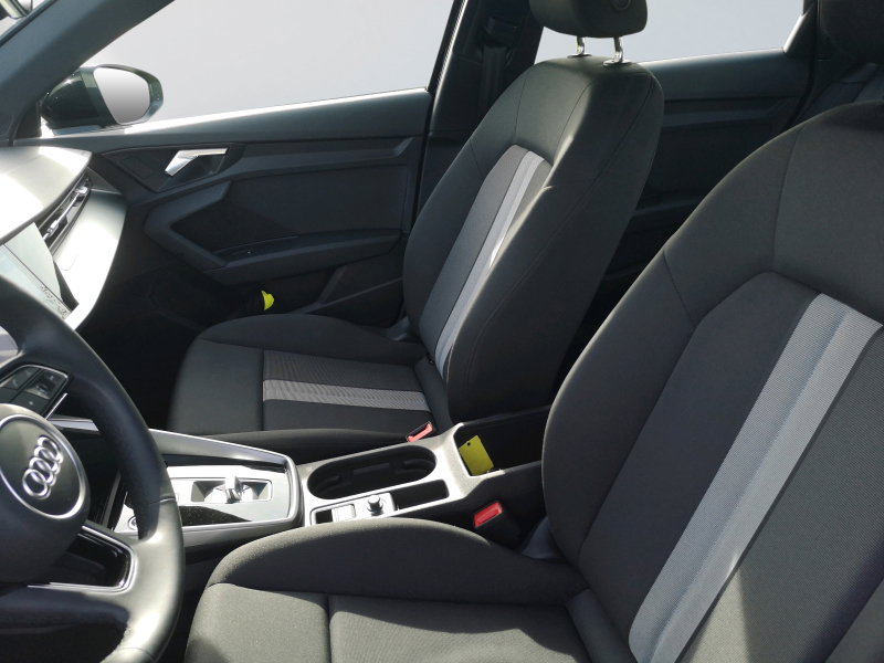 Audi - Audi A3 30 TFSI Limousine