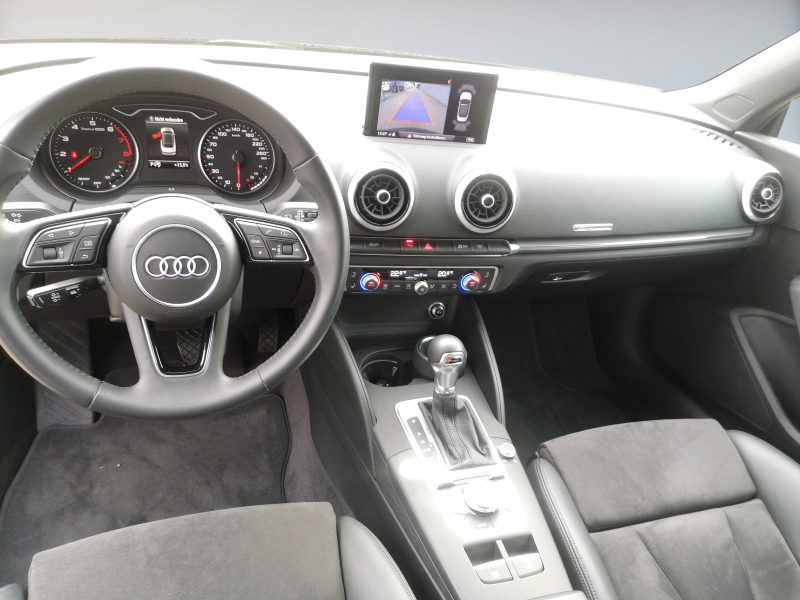 Audi - A3 Cabrio 1.5TFSI design S tronic