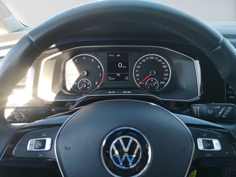 Volkswagen - Polo 1.0 TSI OPF UNITED