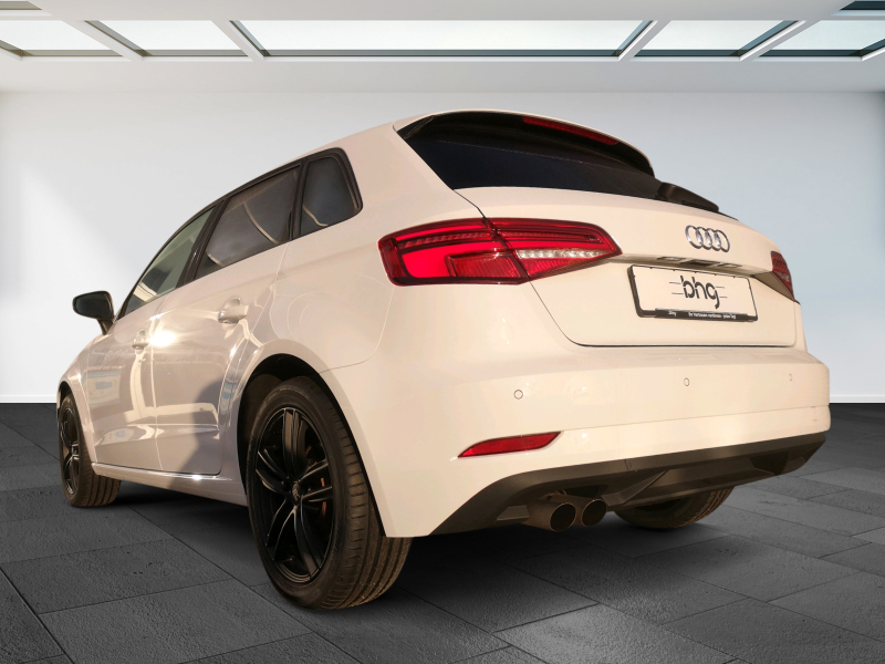 Audi - A3 Sportback 35 TFSI S tronic BlackStyle