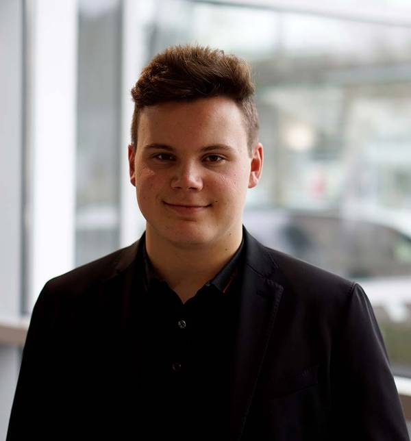 contact_import_imagehvHhpj