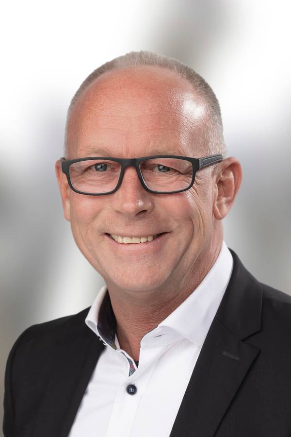 contact_import_imageCKq4sH