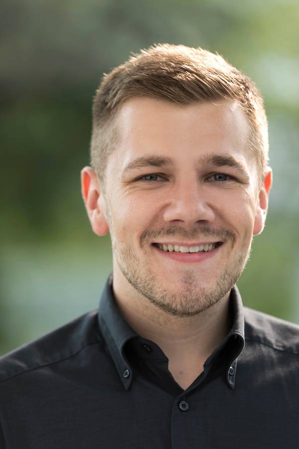 contact_import_imageHfZ99S