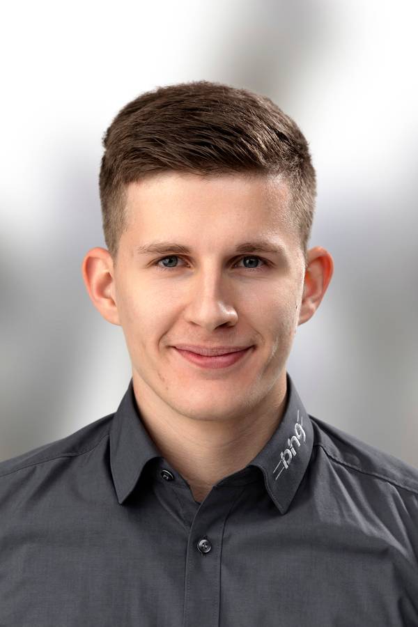 contact_import_imageUwTjjG