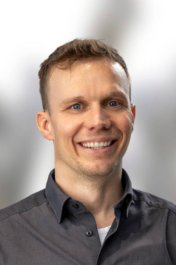 contact_import_image6Rn4sI