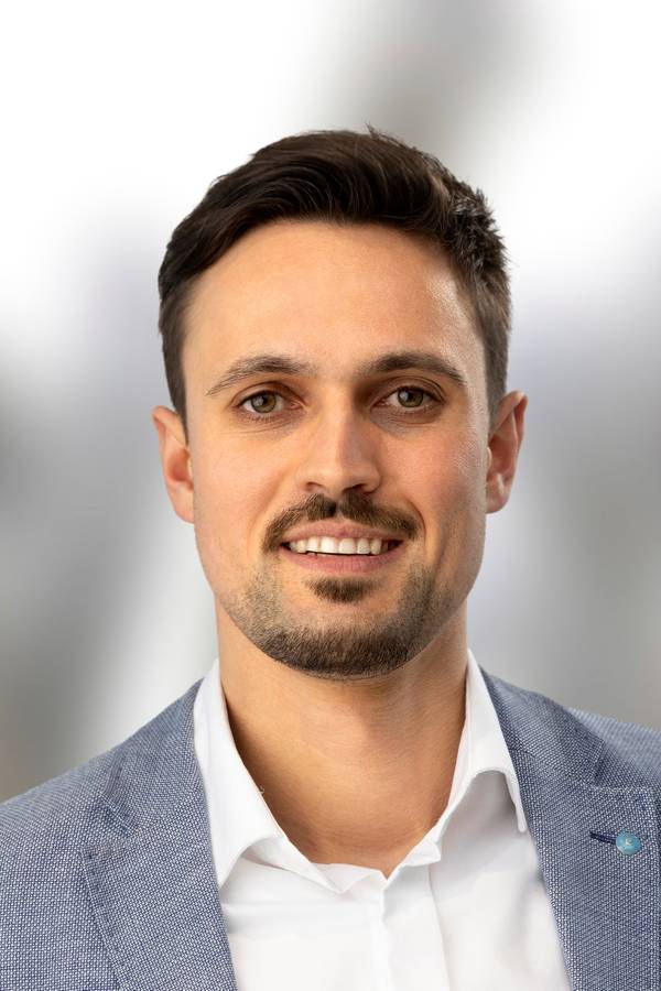 contact_import_imagelo3P9n