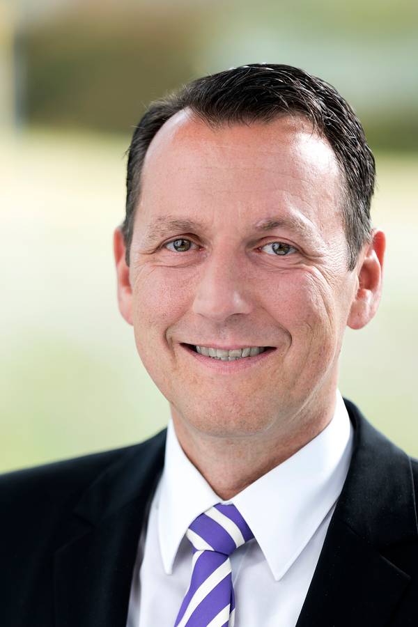 contact_import_imageHg2pbt