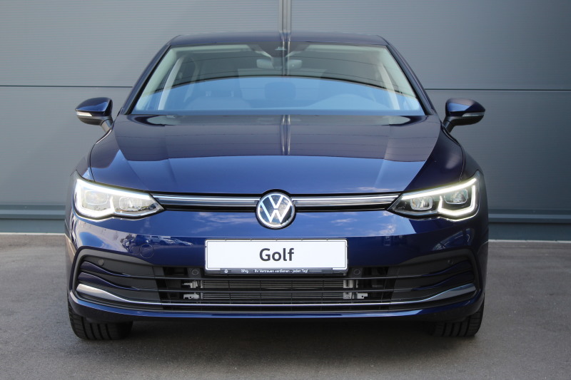 Volkswagen - Golf Style 1,5 l TSI 6-Gang Rear View