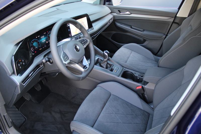 Volkswagen - Golf Style 1,5 l TSI 6-Gang Rear View