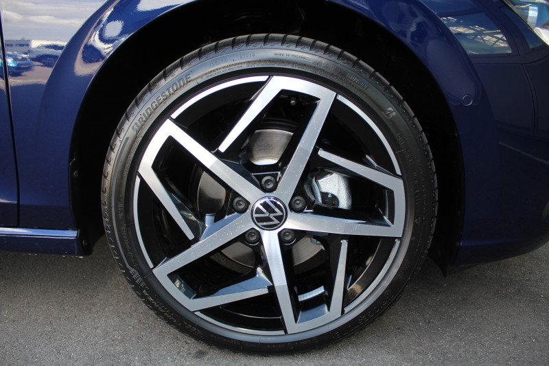 Volkswagen - Golf Style 1,5 l TSI 6-Gang Rear View