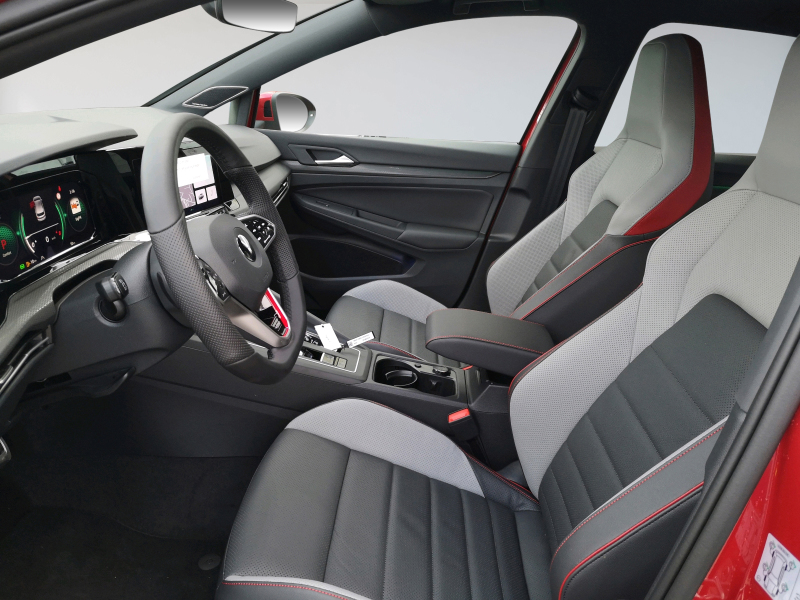 Volkswagen - Golf 2.0 TSI DSG GTI