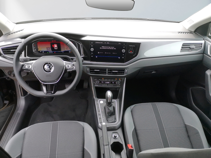 Volkswagen - Polo 1.5 TSI R line DSG Highline