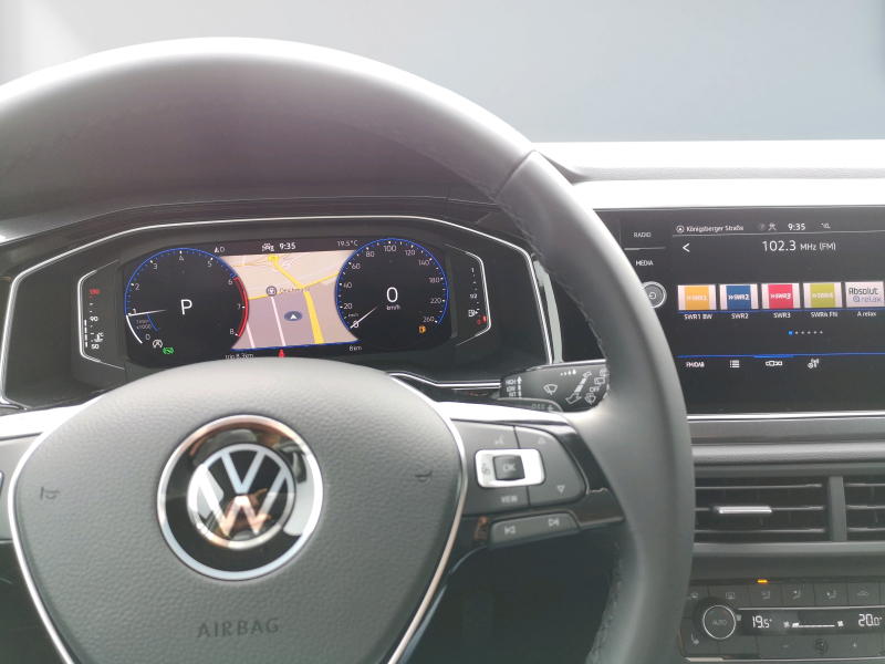 Volkswagen - Polo 1.0TSI R-LINE Highline DSG