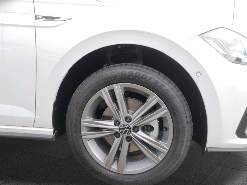 Volkswagen - Polo 1.0TSI R-LINE Highline DSG