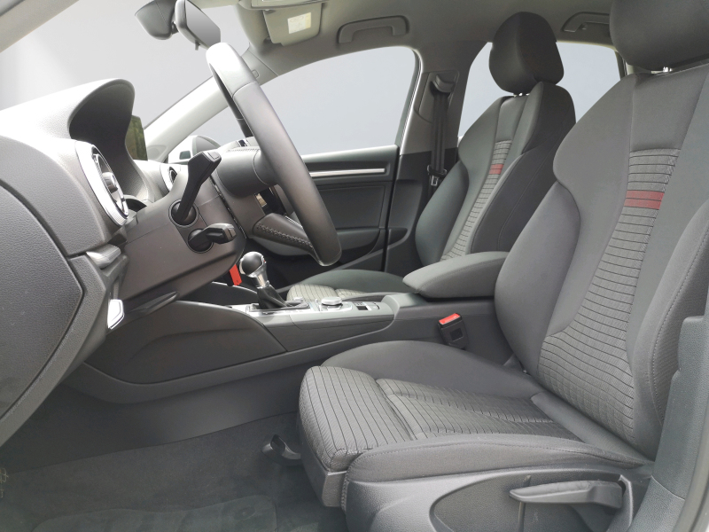 Audi - A3 Limousine 2.0 TDI quattro S-tronic Sport