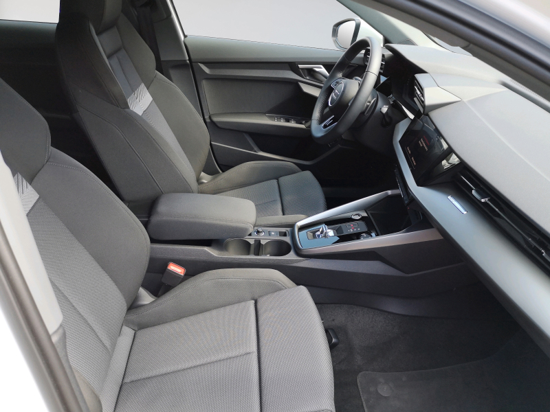 Audi - A3 35 TDI Sportback S tronic advanced